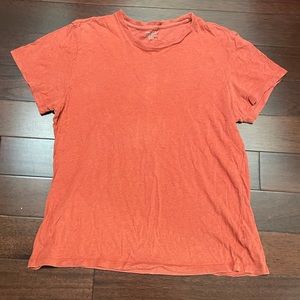 Banana republic tshirt